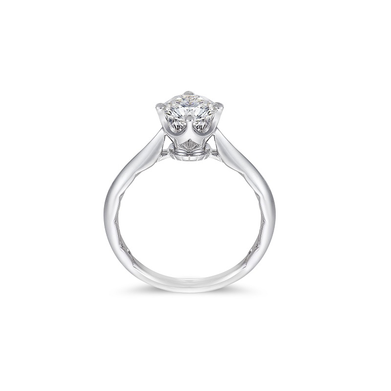18K White Gold Diamond Ring
